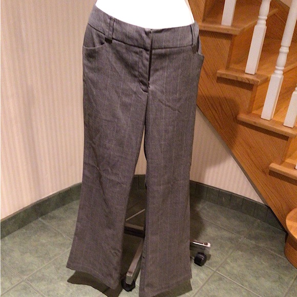 New York and Company plaid pants - Picture 3 of 7